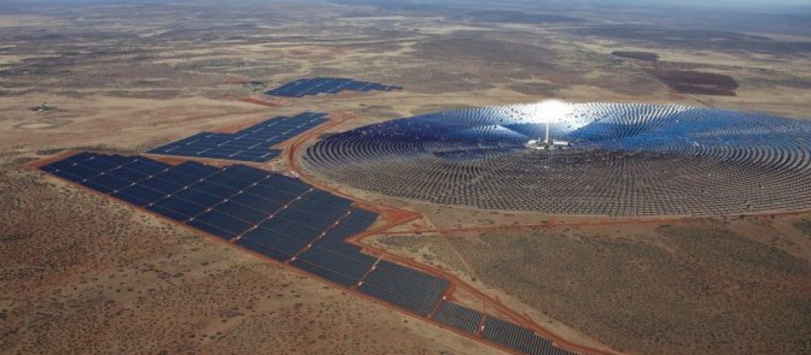 100-MW-Redstone-Solar-with-12-Hours-Daily-Thermal-Energy-Storage-Closes-Financing-672x372